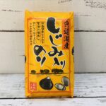 日本三大しじみ産地・宍道湖産のしじみを贅沢に使用した「しじみ入りのり佃煮」170gの商品パッケージ。島根土産やお取り寄せに人気の、旨味の強い海苔佃煮。